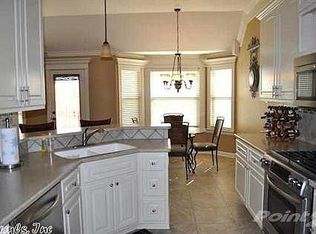 110 Riverview Dr, Maumelle, AR 72113