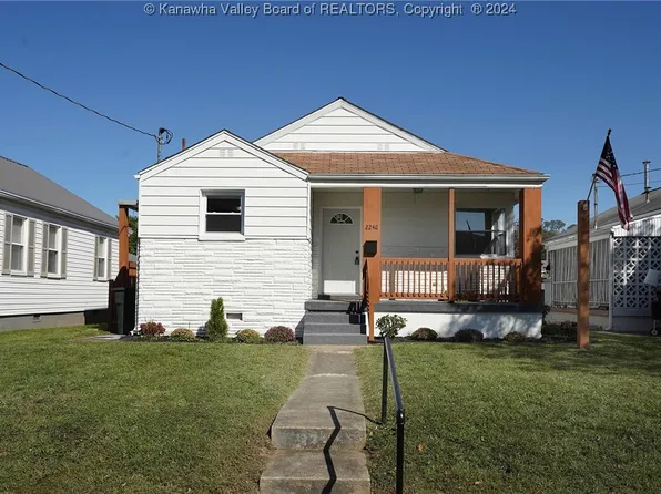 2246 Grant Ave, Saint Albans, WV 25177