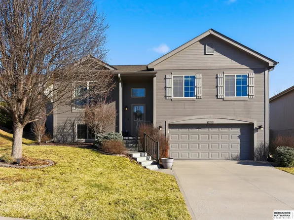 5919 S 187th Avenue Cir, Omaha, NE 68135