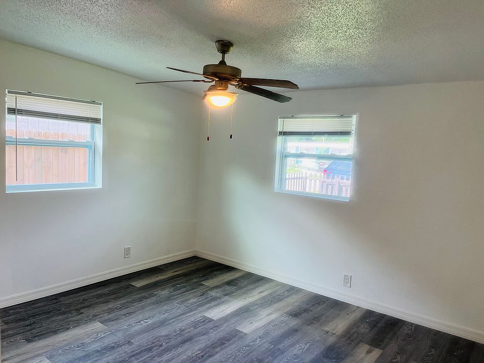 1st image of 213 Acme St