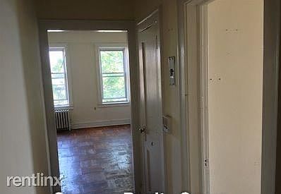 38-40 kelly pkwy C1e