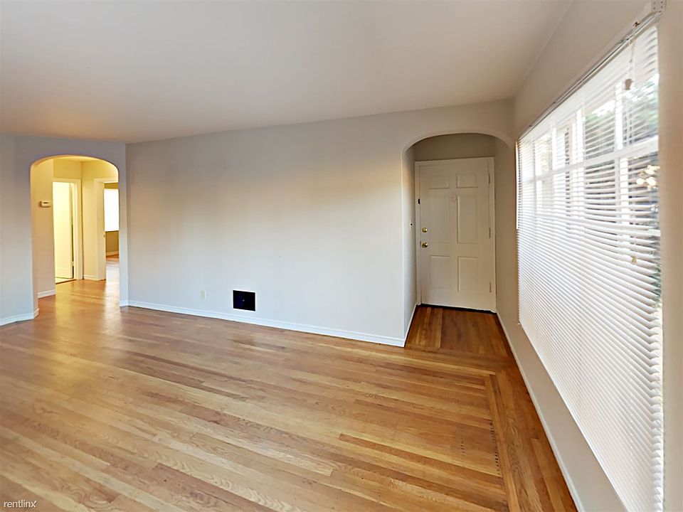 1st image of 6317 Macarthur Blvd