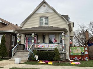 5630 W Waveland Ave, Chicago, IL 60634