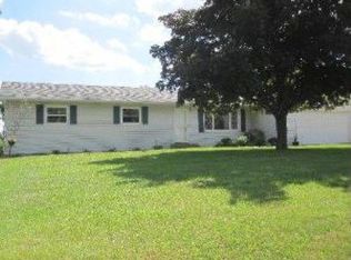 1904 W Tower Rd, Kankakee, IL 60901