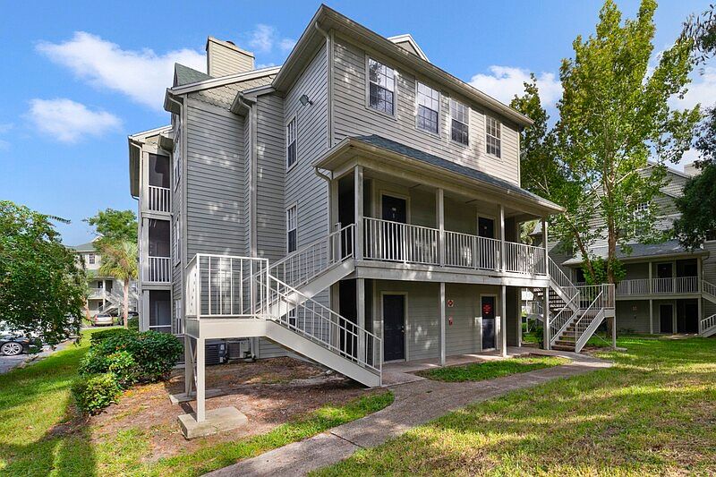 1st image of 6178 Westgate Dr APT 104