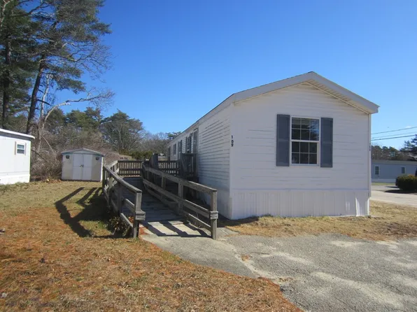 109 Kristen Ln, Wareham, MA 02571