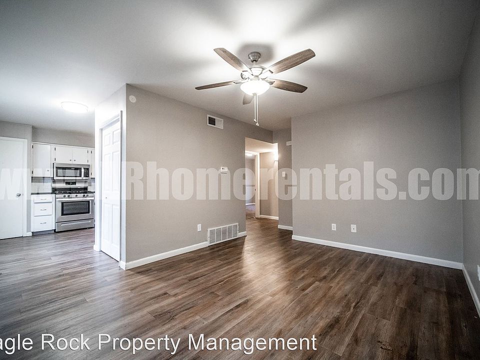 2nd image of 2201 Scott St APT 1