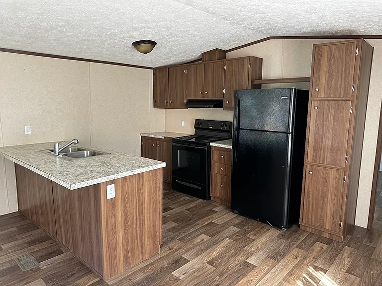 569 Highway 126 — Photo 2