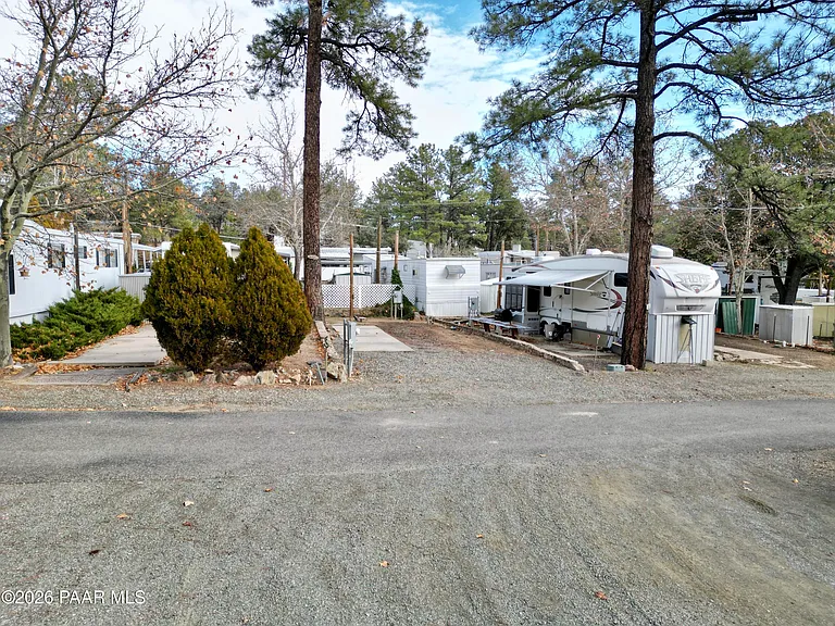 700 White Spar Rd — Photo 63