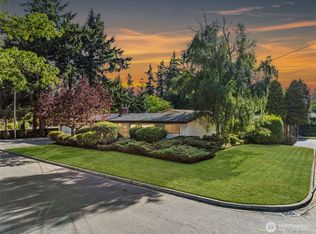 8230 215th St SW, Edmonds, WA 98026