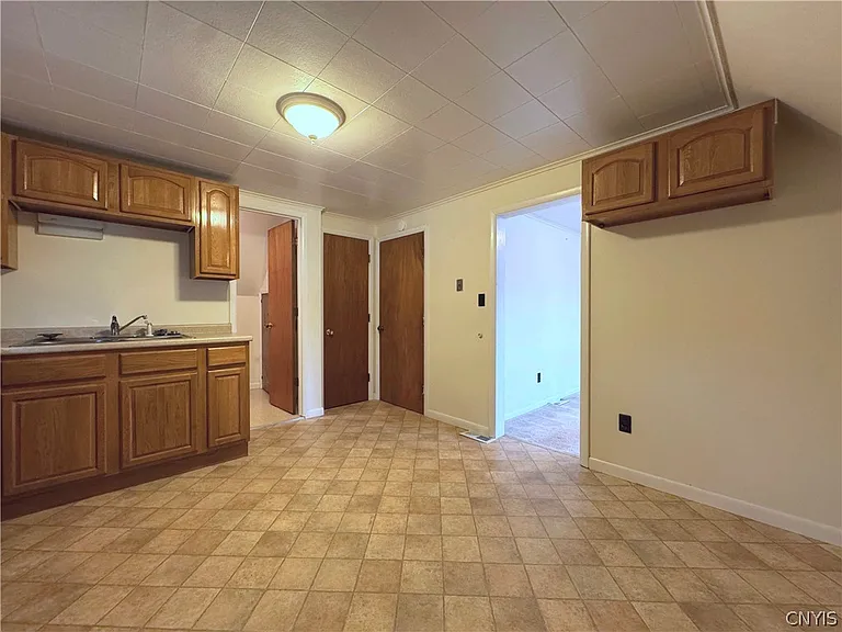 843 Davidson St #2F — Photo 9