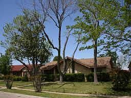 3rd image of 10417 Castlerock Dr