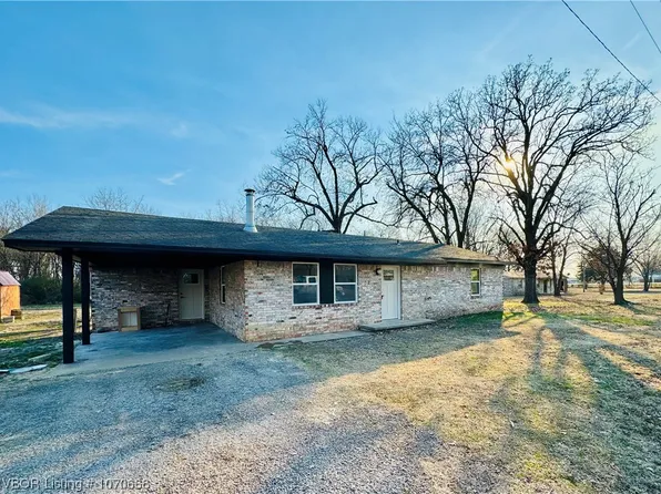 23439 226th St, Spiro, OK 74959