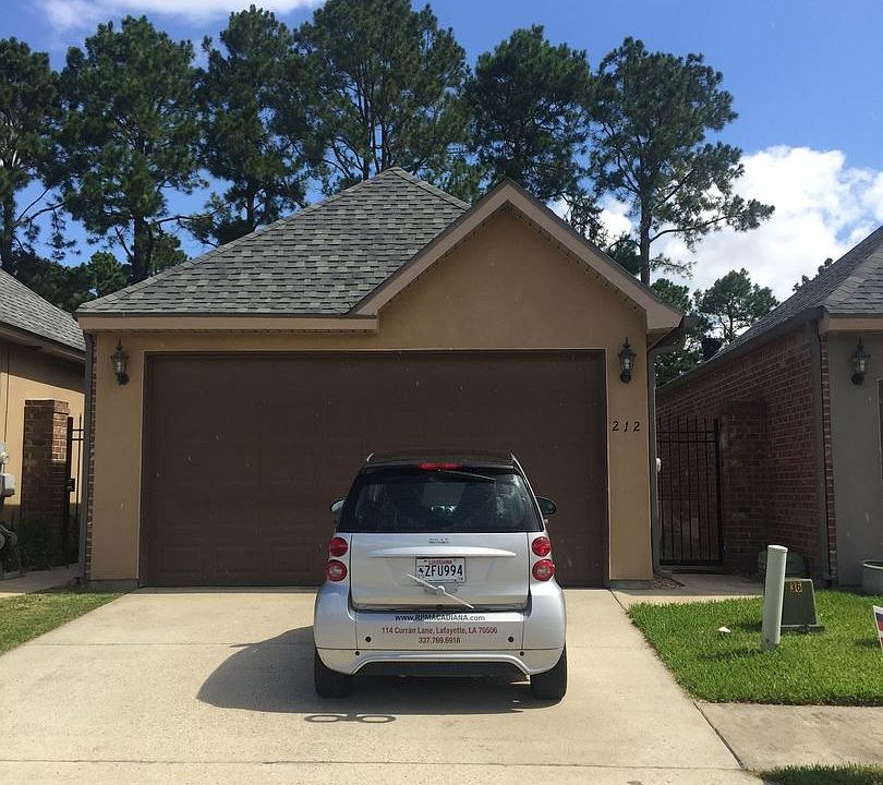 1st image of 212 Chimney Rock Blvd