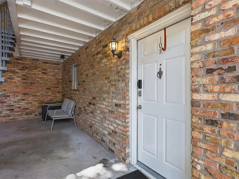 4040 San Felipe St #102 — Photo 8