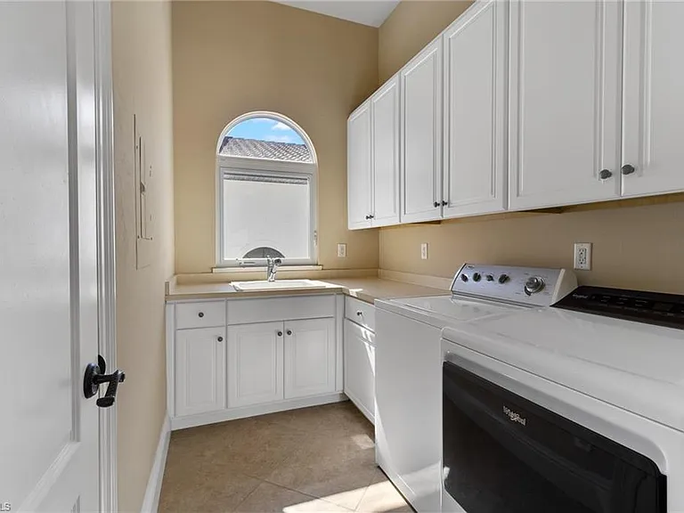 27806 Forester Dr W — Photo 29