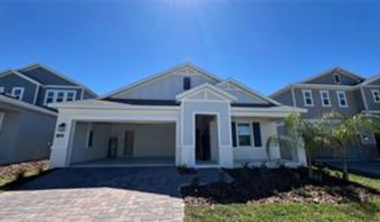 3 bed, 2.0 bath, 1713 sqft, $2,400 — Photo 2