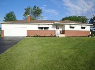 4903 Chancellor Dr, Grove City, OH 43123
