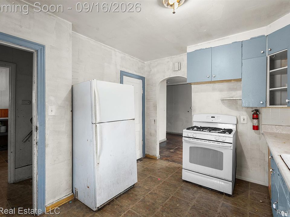 1125 E Hayes Ave, photo 11