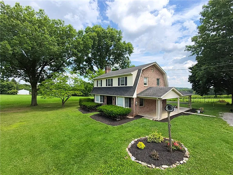 301 Ontelaunee Dr — Photo 2