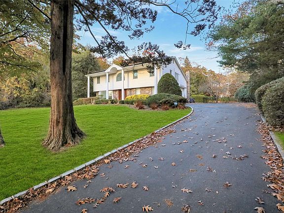 2nd image of 31 Sarah Dr
