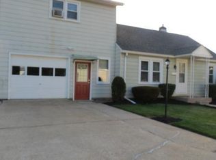 14 S George St, Mechanicsburg, PA