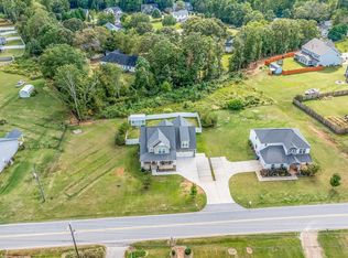 1312 Duncan Reidville Rd, Duncan, SC 29334