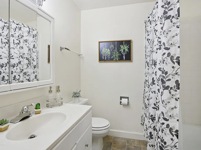 Fountain Park Apartments | Specials Available — Photo 58