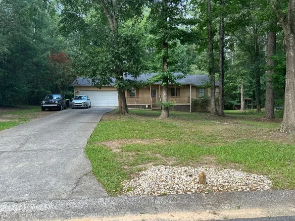 120 North Trl, Jonesboro, GA 30238