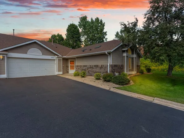 1900 Glenhaven Ln N, Brooklyn Park, MN 55443