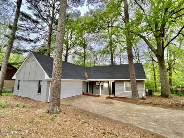 523 Greenmont Dr, Jackson, MS 39212