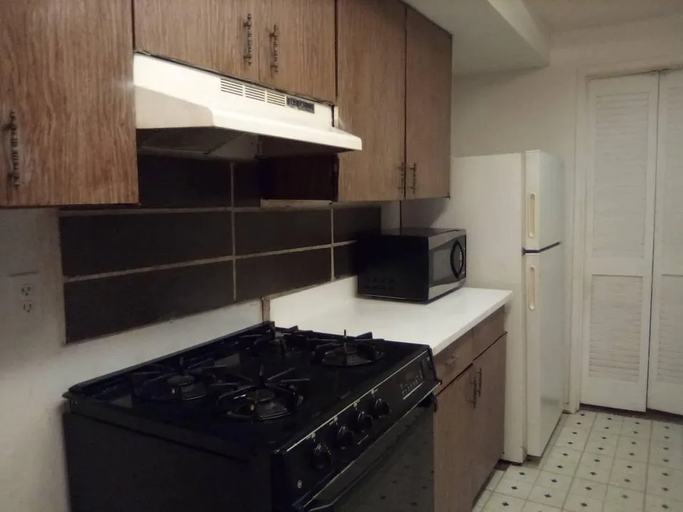 10218 Prince Pl