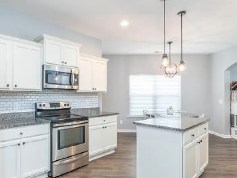 125 Scarlet Oak — Photo 4
