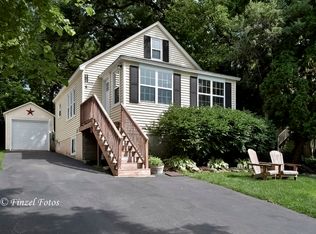 1420 Seminole Rd, Algonquin, IL 60102