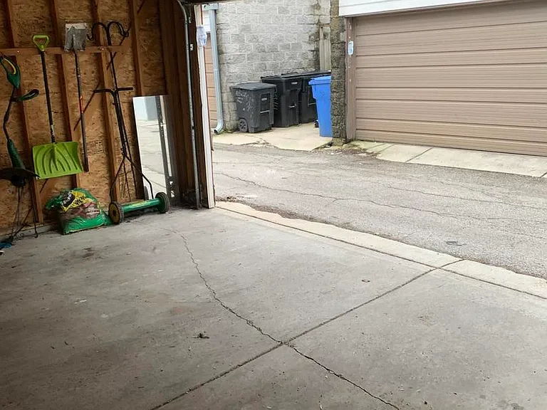 2863 W Belden Ave #2 — Photo 14