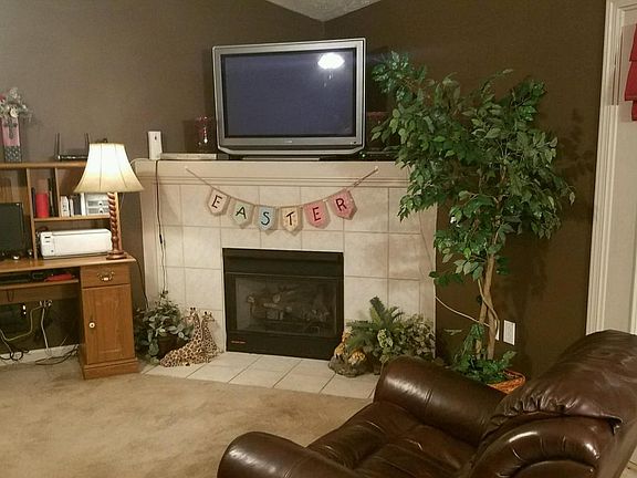2nd image of 4613 Daisy Mae Ln