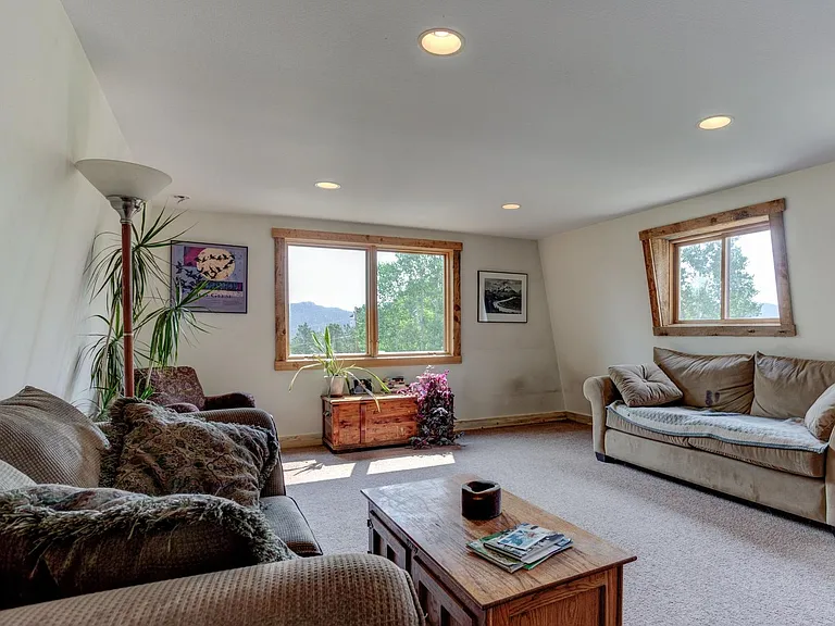 173 Lodge Pole Way — Photo 12