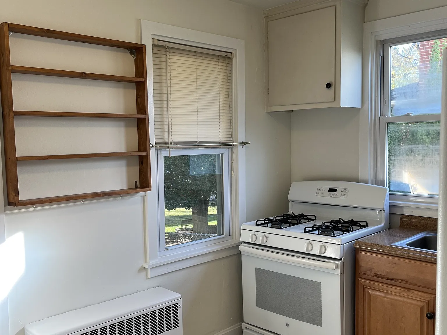 520 Hollingsworth Avenue - 1 — Photo 3