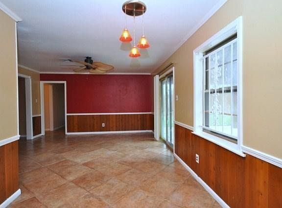3rd image of 12114 Braewick Dr