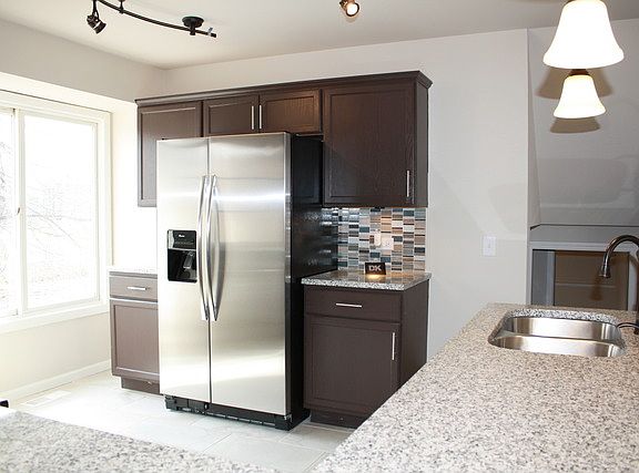 3rd image of 5237 Arquilla Dr