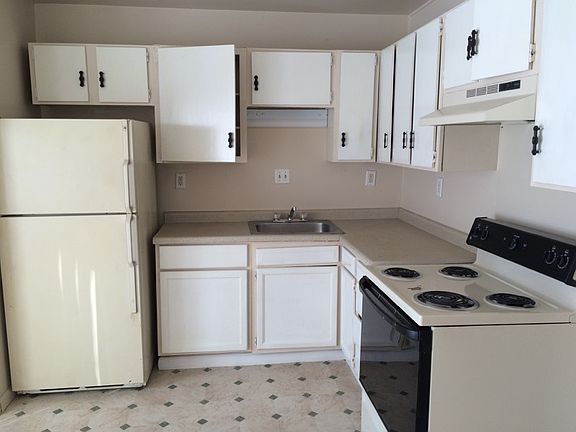 4th image of 3523 Scarlet Oak Ct
