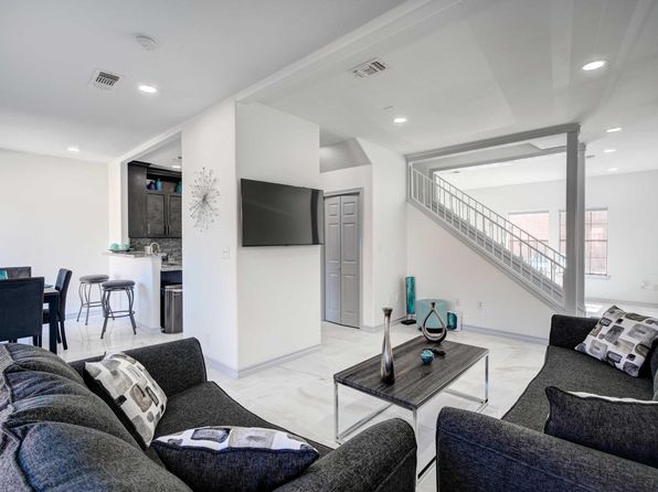 2445 Monarch Dr UNIT 103