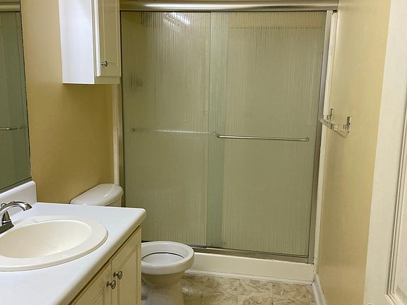 3rd image of 155 Saint Kitts Ct