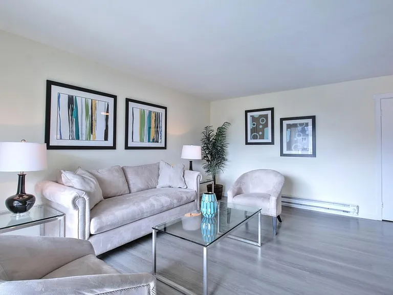 Ample natural light!