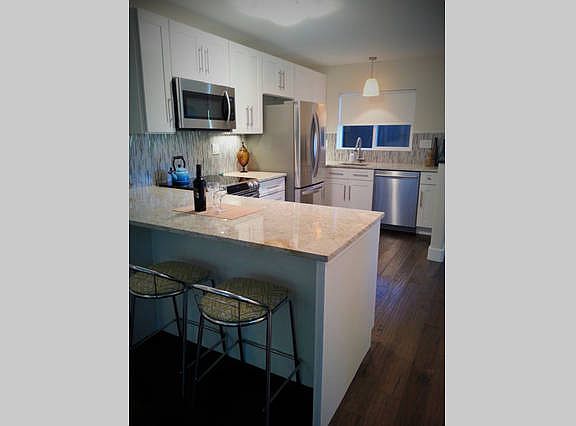 4th image of 350 Arapahoe Ave APT 1
