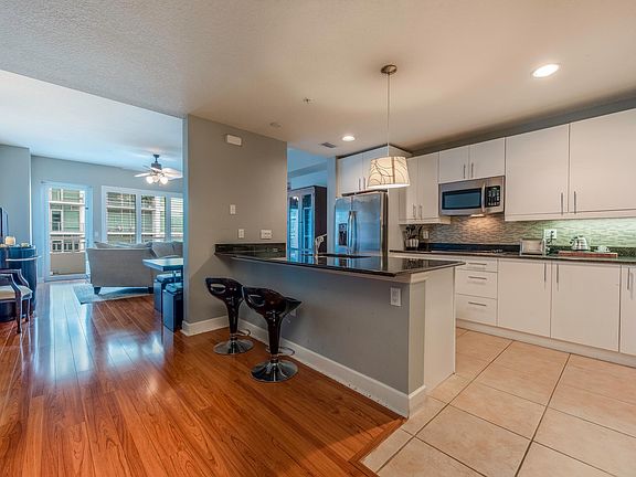 3rd image of 100 S Eola Dr Unit 708