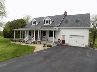 145 Ridge Rd, Amsterdam, NY 12010