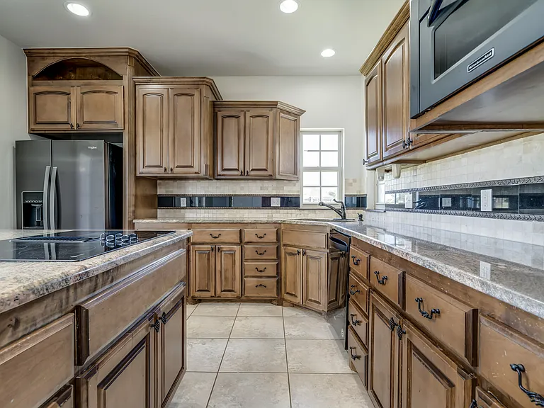 22525 Lindy Ter — Photo 28