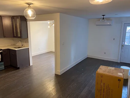 Rented by Keller Williams NYC | media 22