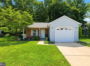 10 Madison Ct, Mount Laurel, NJ 08054